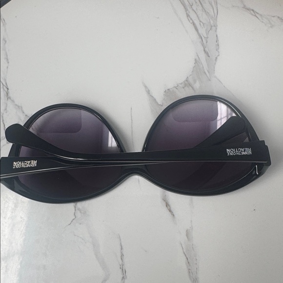 Kenneth Cole Reaction Black and Purple Sunglasses - Picture 5 of 5